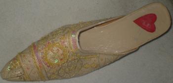 Destocking LADIES EMBROIDERED SHOES [KUSSA]