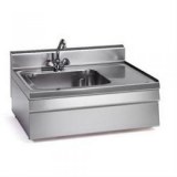 Sink element with tap