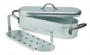 Fish kettle with grid and lid in aluminium