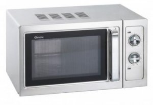 Microwave oven with grill