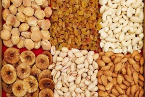 Almond Nuts / pine nuts / Pistachio nuts Wholesale Price