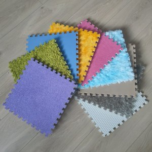 Carpet puzzle stock liquidation / Lot complet de dalles puzzle textiles LISKÏSKI – dést...